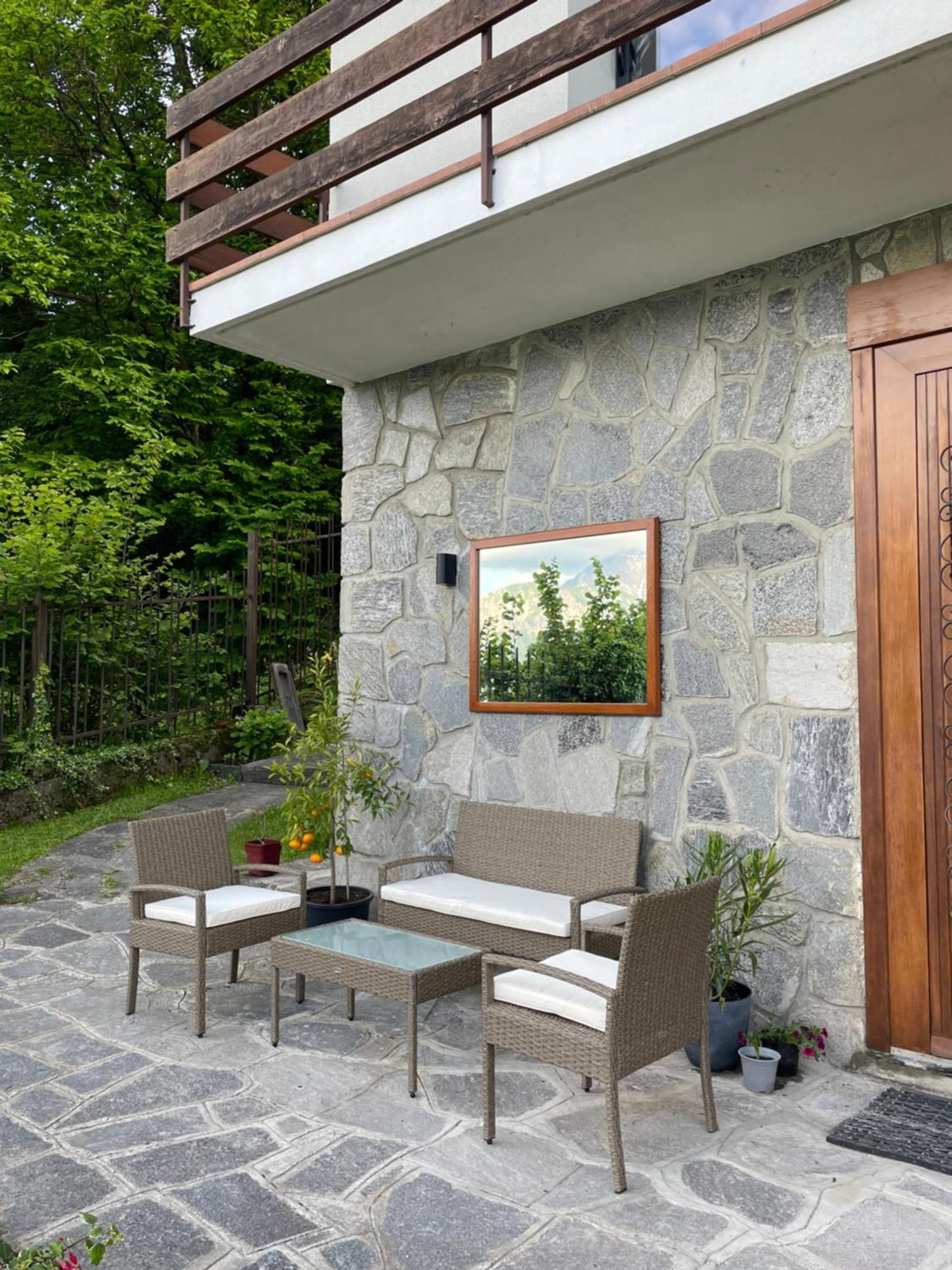 Villa D'Alba Guest House Civenna Exteriör bild