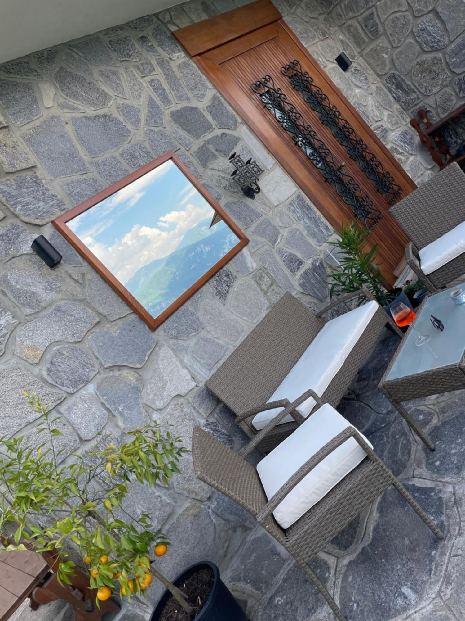Villa D'Alba Guest House Civenna Exteriör bild